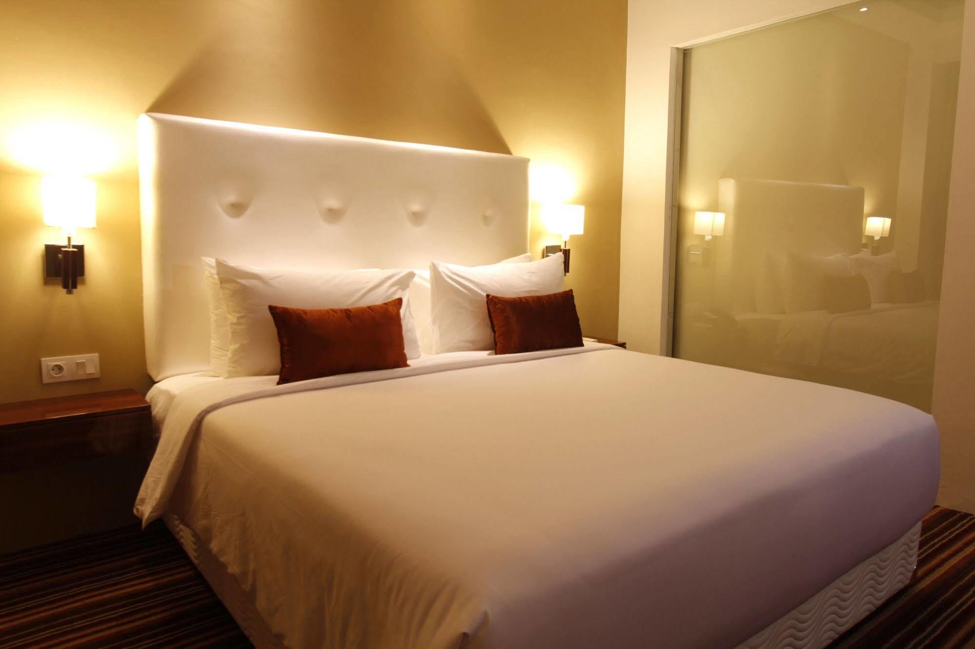 Royal Asnof Hotel Пеканбару Экстерьер фото